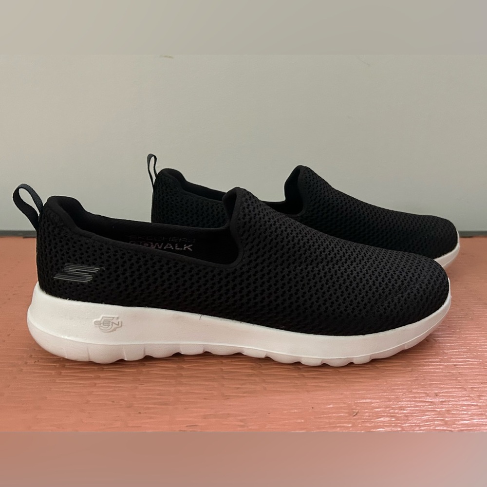 Skechers GO Walk  Black Mesh Slip-Ons with White Sole